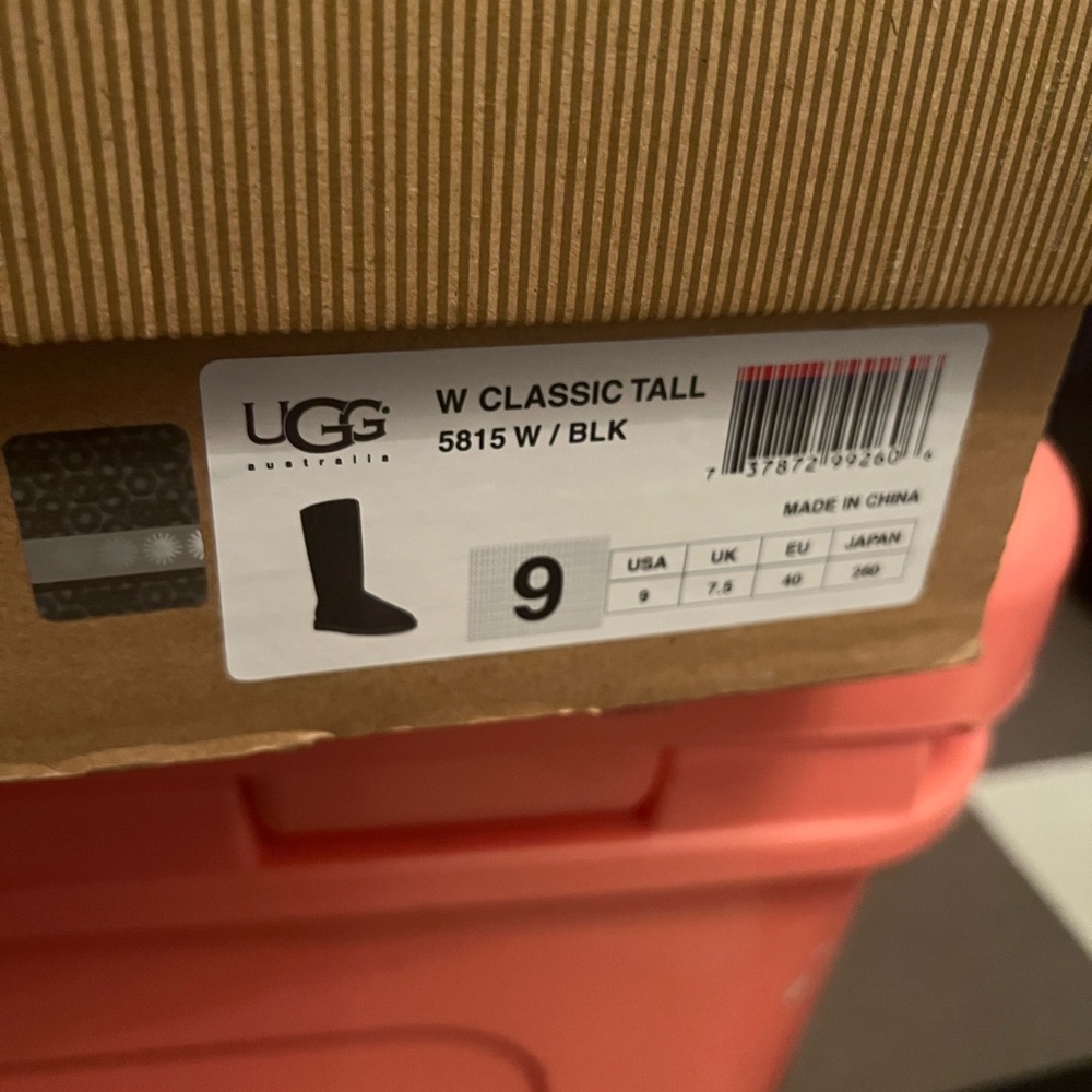 Ugg tall black boots size nine